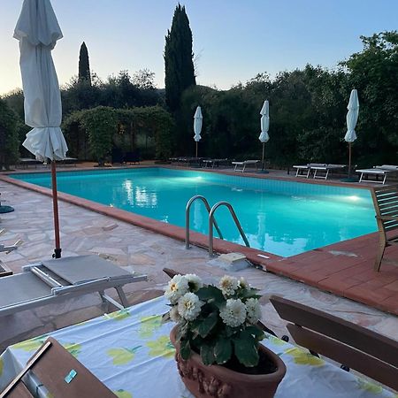 Agriturismo Podere Marchiano Larciano Екстериор снимка